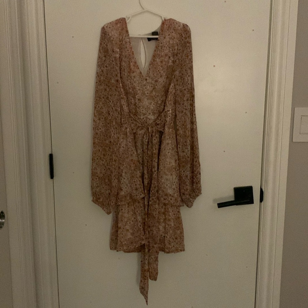 Pretty floral dress long sleeve with tie